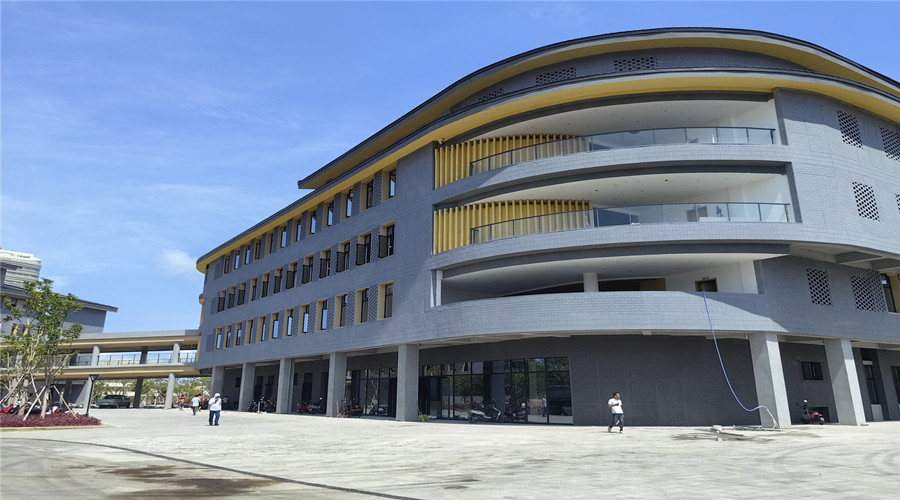 海南中央民族大學UHPC幕墻板工程案例