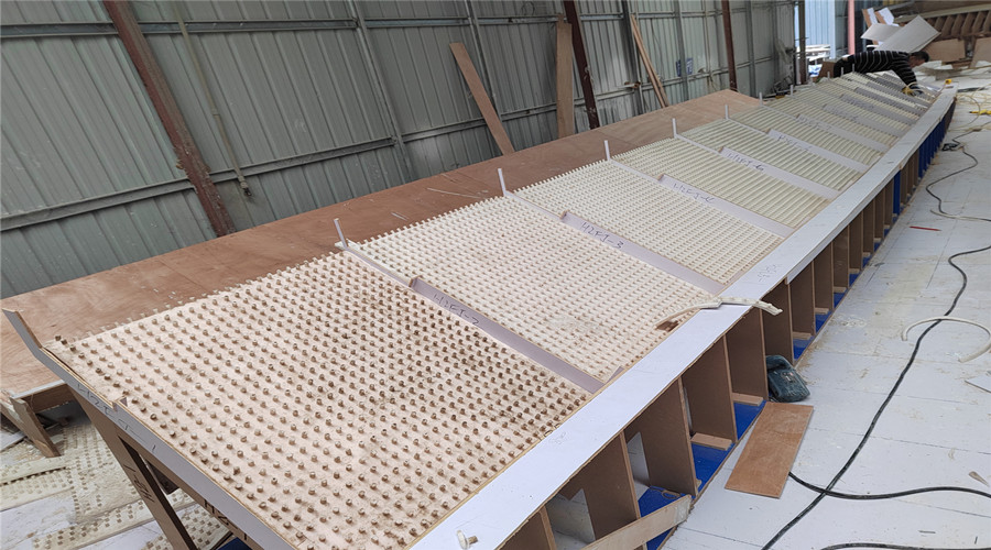 GRG構(gòu)件模具