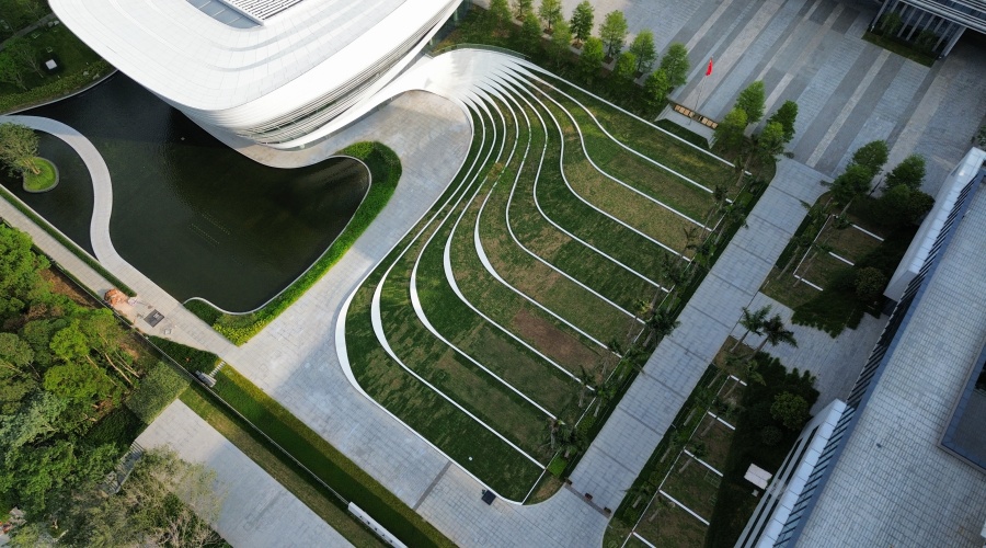 東莞大灣區(qū)大學(xué)GRC構(gòu)件收口工程案例