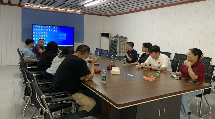 飾紀(jì)上品GRG廠家熱烈歡迎清遠(yuǎn)企業(yè)家協(xié)會(huì) 山東慶云工商聯(lián)領(lǐng)導(dǎo)蒞臨指導(dǎo)